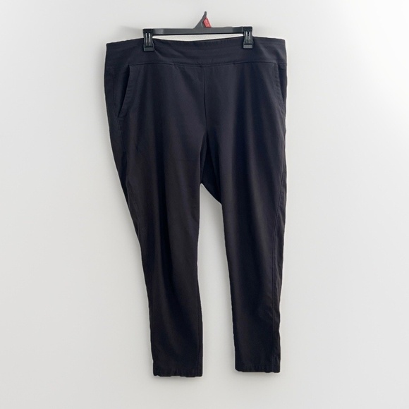 Zenergy By Chicos pants LARGE BLACK packable travel Pocket on side Pull On - Picture 1 of 8